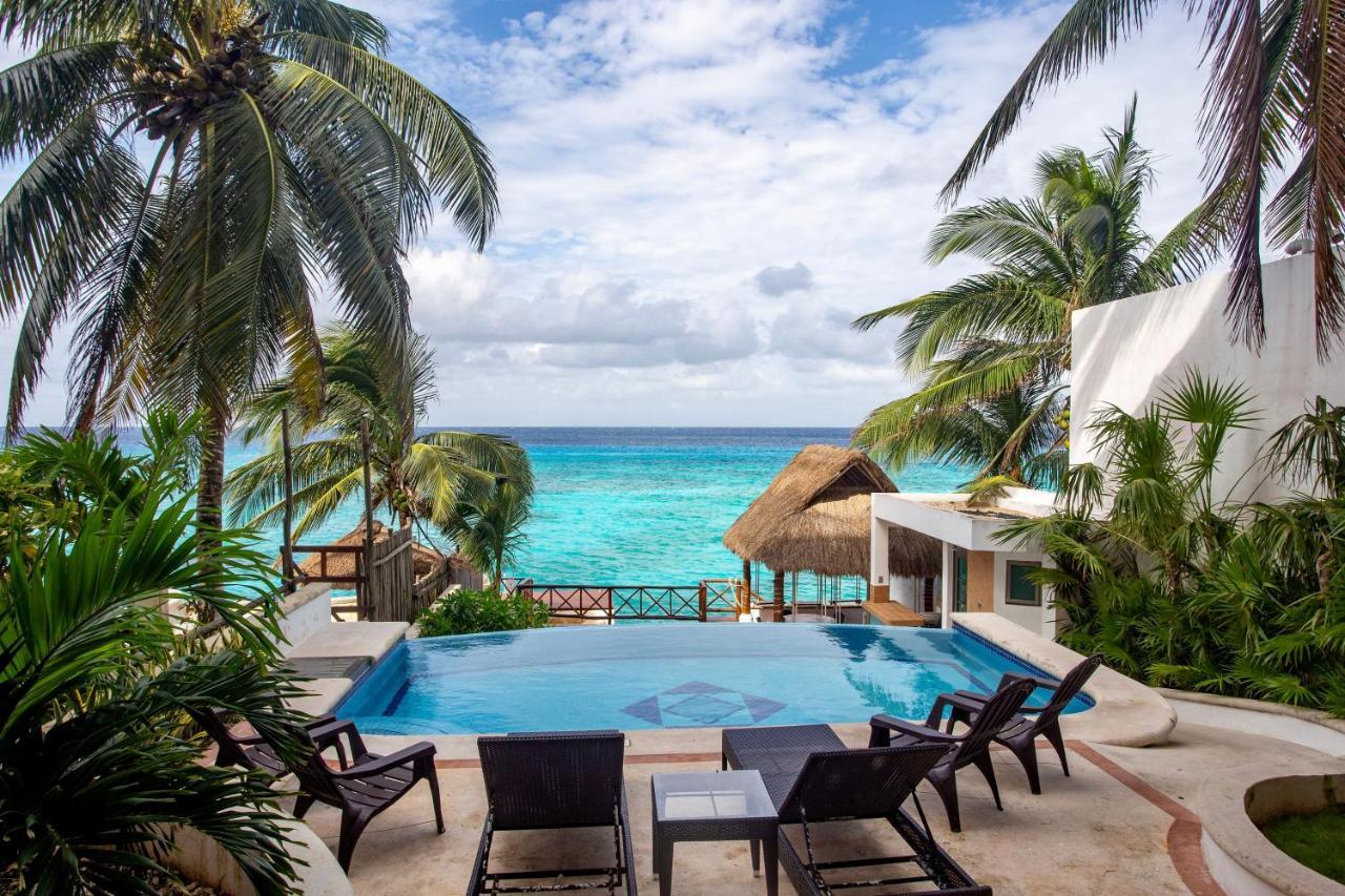 Paula Cozumel
